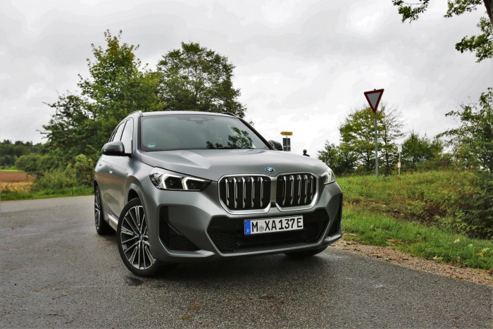 Jobban csinálja, mint a nagyok? – BMW X1 és iX1 20