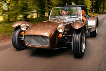 Ilyen a luxus egy spártai autóban