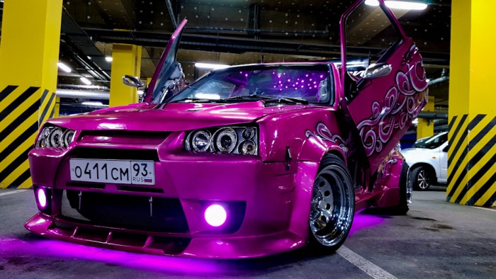 A Halálos iramban legszebb éveit idézi ez a csajosra tuningolt Lada 4 | Vezess A Halálos iramban legszebb éveit idézi ez a csajosra tuningolt Lada 4