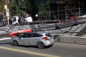 Centikkel kerülte el a halált az egyetemista lány