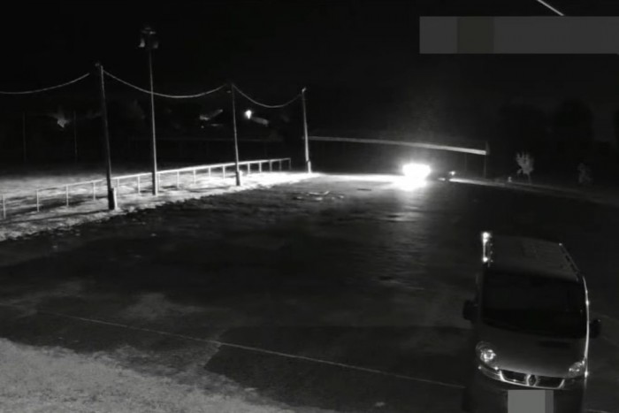 Focipályán támadt kedve driftelni – vádat emeltek ellene