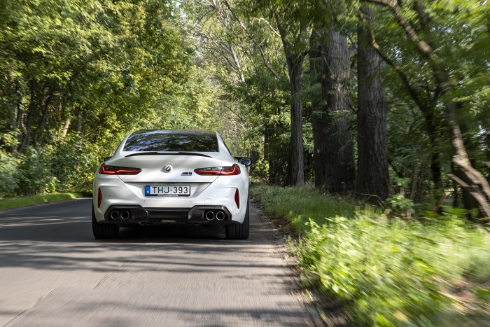 Ez még igazi rock ‘n’ roll!– BMW M8 Gran Coupé 93 Ez még igazi rock ‘n’ roll!– BMW M8 Gran Coupé 93