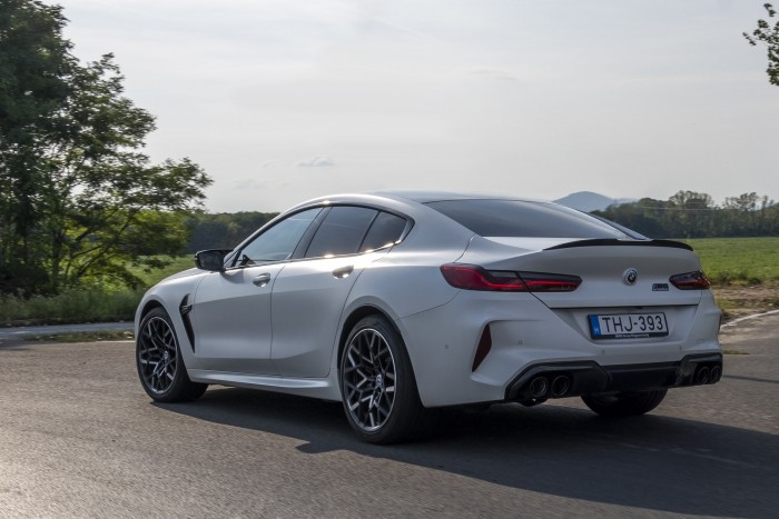 Ez még igazi rock ‘n’ roll!– BMW M8 Gran Coupé 94 Ez még igazi rock ‘n’ roll!– BMW M8 Gran Coupé 94