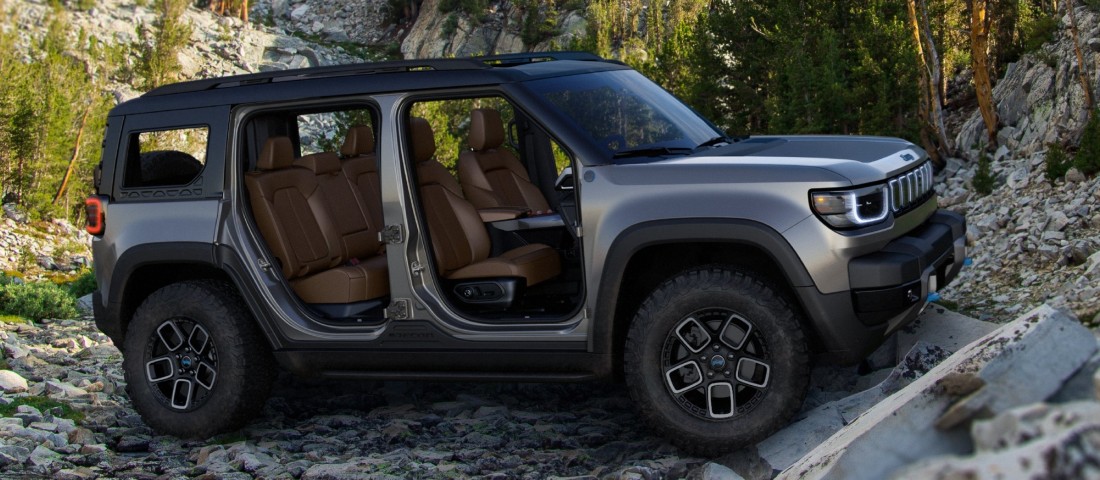 Tisztán elektromos modellekkel erősít a Jeep