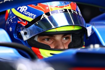 Döntöttek, itt mutatkozik be az F1-es újonc