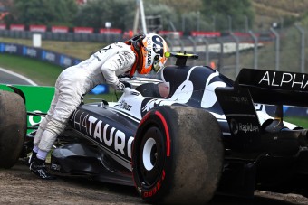 Betelt a pohár, közleményt adott ki az F1-es csapat