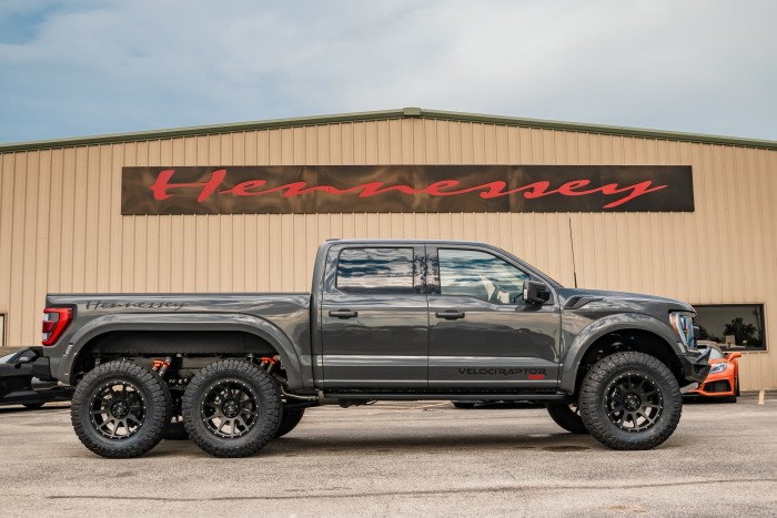 Terepképes örömautó 160 millióért 6