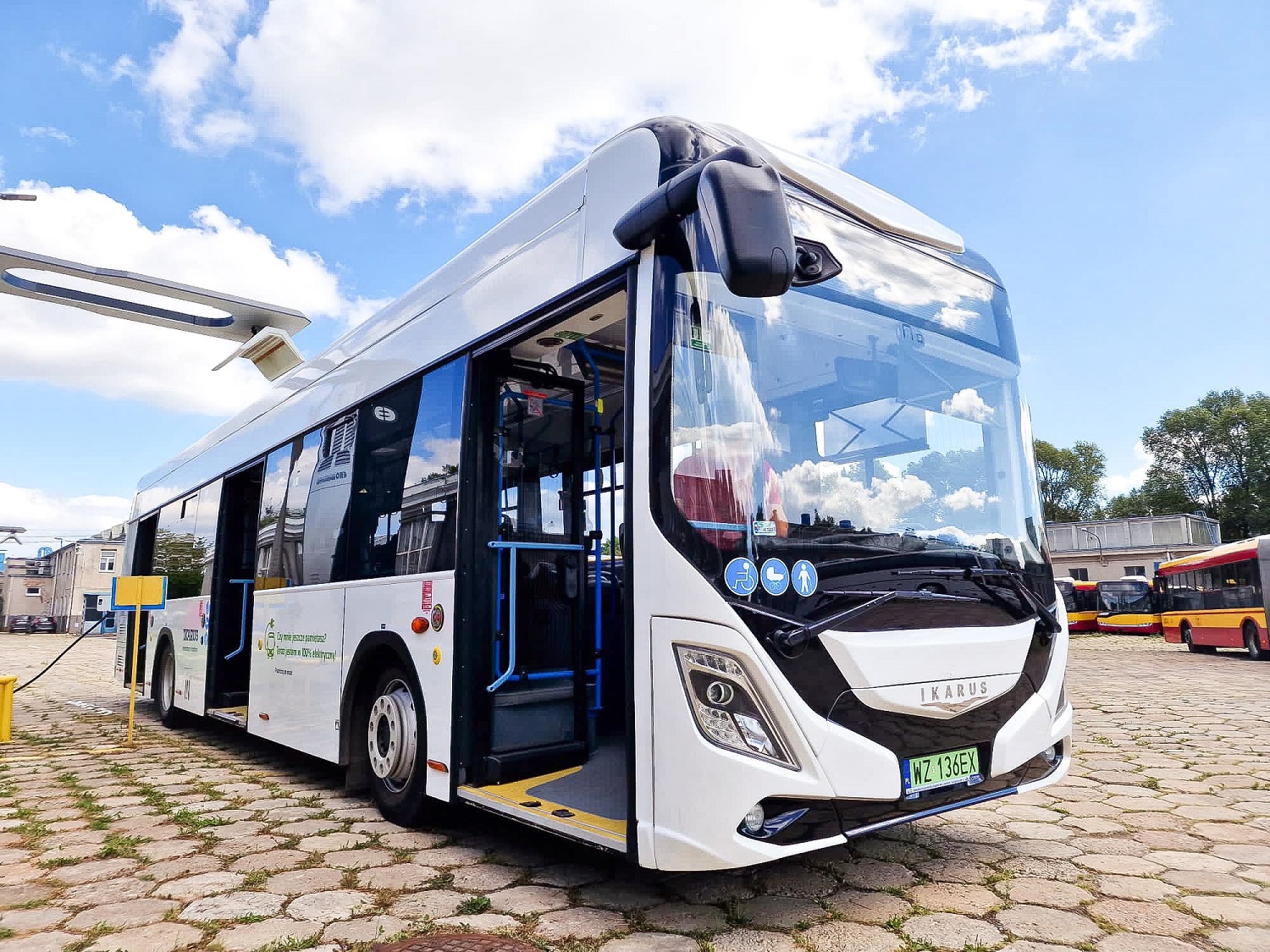 Először tesztel ilyen buszt a Volánbusz 2 | Vezess Először tesztel ilyen buszt a Volánbusz 2