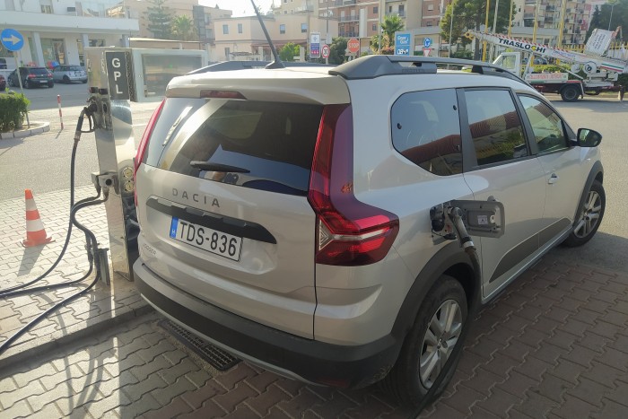 Gázüzemű Daciával utaztunk Dél-Olaszországba, egy vagyont spóroltunk 8 | Vezess Gázüzemű Daciával utaztunk Dél-Olaszországba, egy vagyont spóroltunk 8