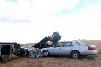 Autót törtek az iPhone-teszt kedvéért