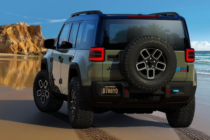 Tisztán elektromos modellekkel erősít a Jeep 6
