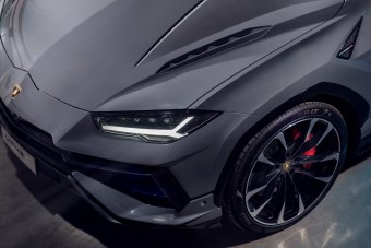 Erősebb, elegánsabb lett a Lamborghini Urus