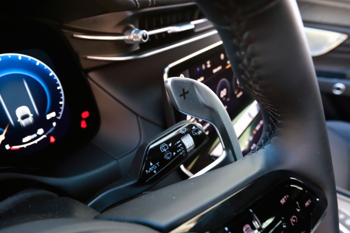 Sosemvolt Maserati érkezett a piacra – Grecale GT teszt 112 Sosemvolt Maserati érkezett a piacra – Grecale GT teszt 112