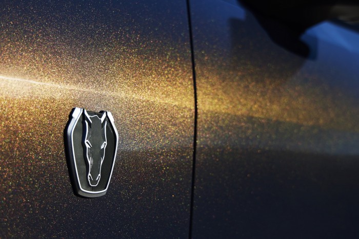 Sötét lóként tér vissza a versenypályára a Mustang 8