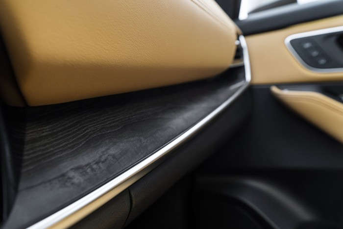 Lecserélte zászlóshajóját a Nissan 8