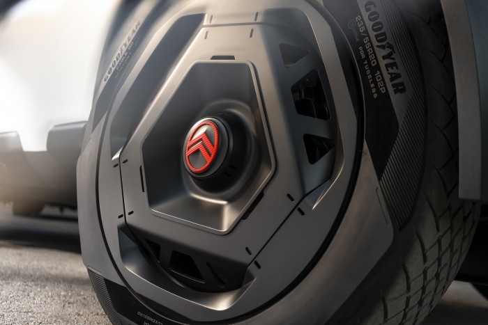 Elképesztő ötletbomba a legújabb Citroën 16 | Vezess Elképesztő ötletbomba a legújabb Citroën 16