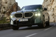 Elkészült minden idők legerősebb BMW M modellje 77