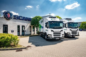 Forgalomba álltak hazánk első hibrid teherautói