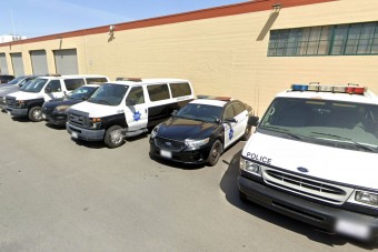 Az őrs előtt lopták szét a rendőrautókat a tolvajok