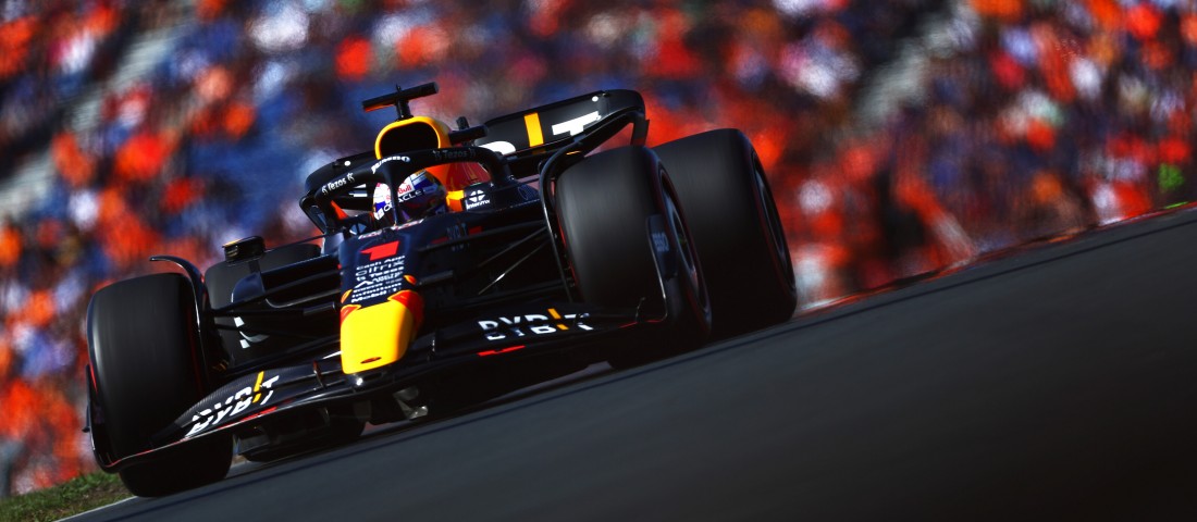 F1: Szoros csatában Verstappené a holland pole