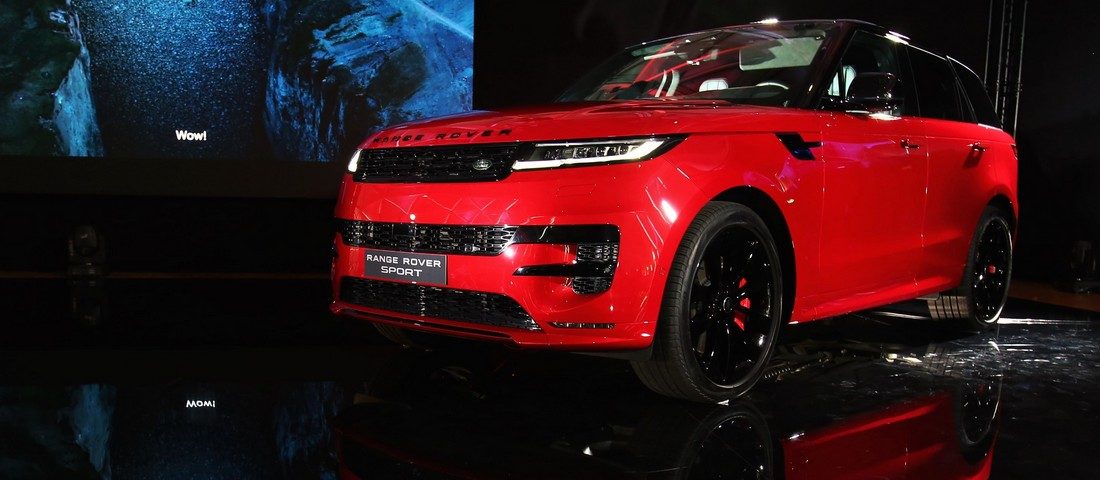 Hibrid is lehet a gazdagok új játékszere – Itthon az új Range Rover Sport!