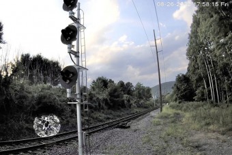 Könnyű műszakot akart, megbuherálta a vasúti átjárót