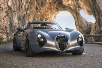 Kiderült, mikor jön és meddig megy a 120 milliós villanyautó