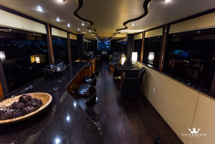 Ilyen az igazi gazdagok lakóautója 7