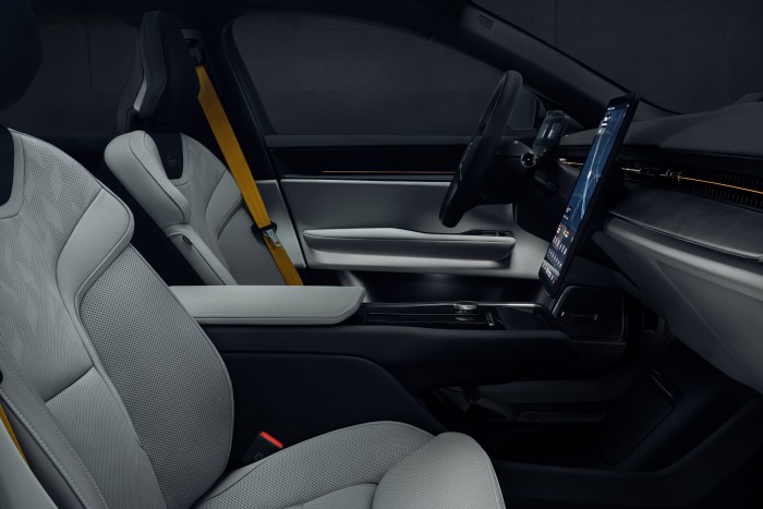 Úgy tervezték ezt a terepjárót, mintha sportkocsi volna 7 | Vezess Úgy tervezték ezt a terepjárót, mintha sportkocsi volna 7