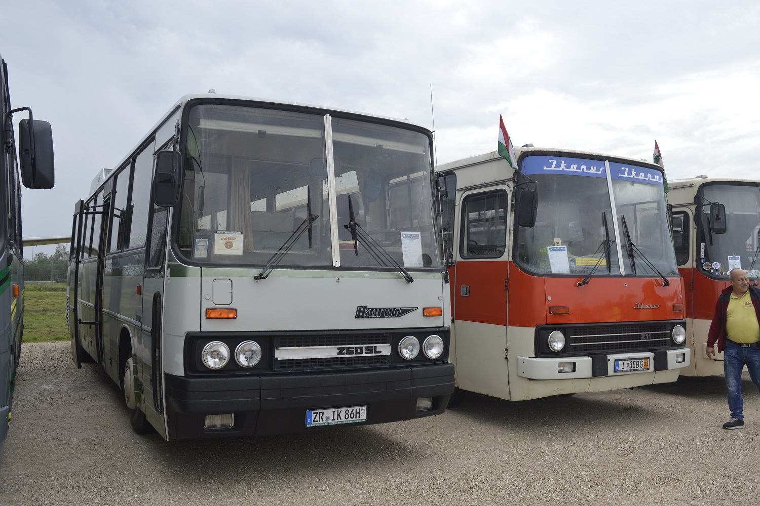 Különleges vendég érkezett a hétvégi Ikarus találkozóra 29