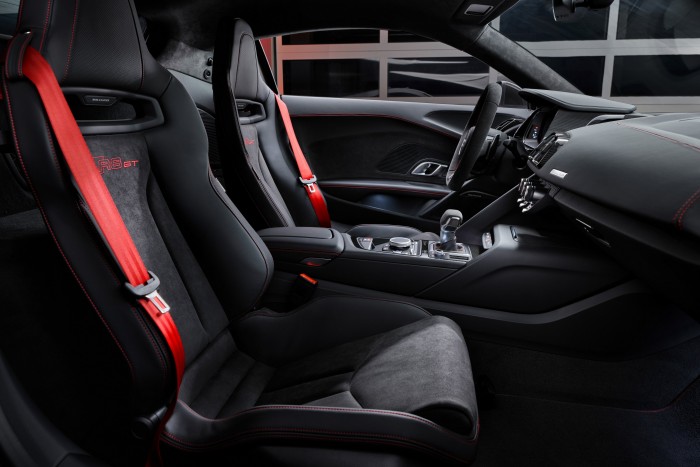 Megvadítja sportkocsiját az Audi 11