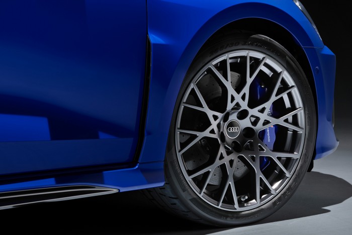 Ez a világ leggyorsabb kompakt autója 7