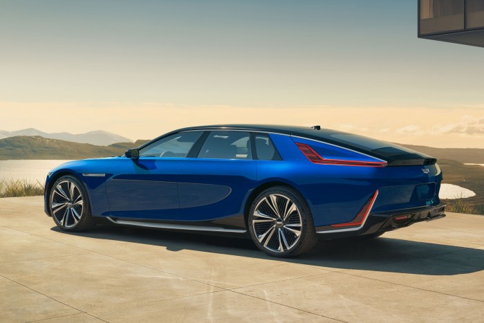 130 milliós luxusautó jön Amerikából 7 | Vezess 130 milliós luxusautó jön Amerikából 7