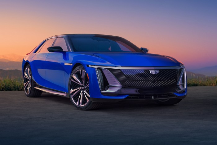 130 milliós luxusautó jön Amerikából 6 | Vezess 130 milliós luxusautó jön Amerikából 6