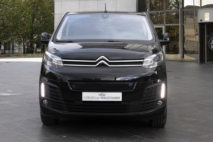 Elpusztíthatatlannak hitt autók hagyhatnak cserben 2 | Vezess Elpusztíthatatlannak hitt autók hagyhatnak cserben 2