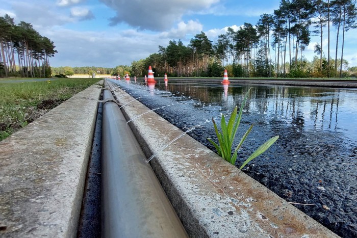 Ezért nem érdemes kopott gumival autózni 7