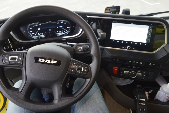 Ez a teherautó már vigyáz a gyalogosokra és a biciklisekre is 8