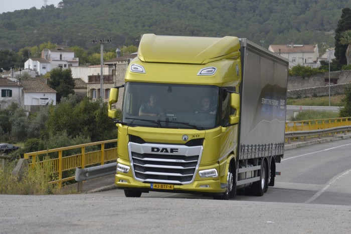 Ez a teherautó már vigyáz a gyalogosokra és a biciklisekre is 13