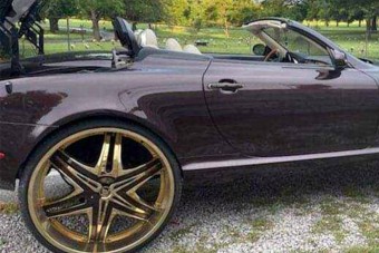 Az úthenger méretű felnivel élmény lehet a közlekedés