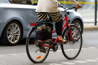 Mit miért csinál valaki az utakon? (x)