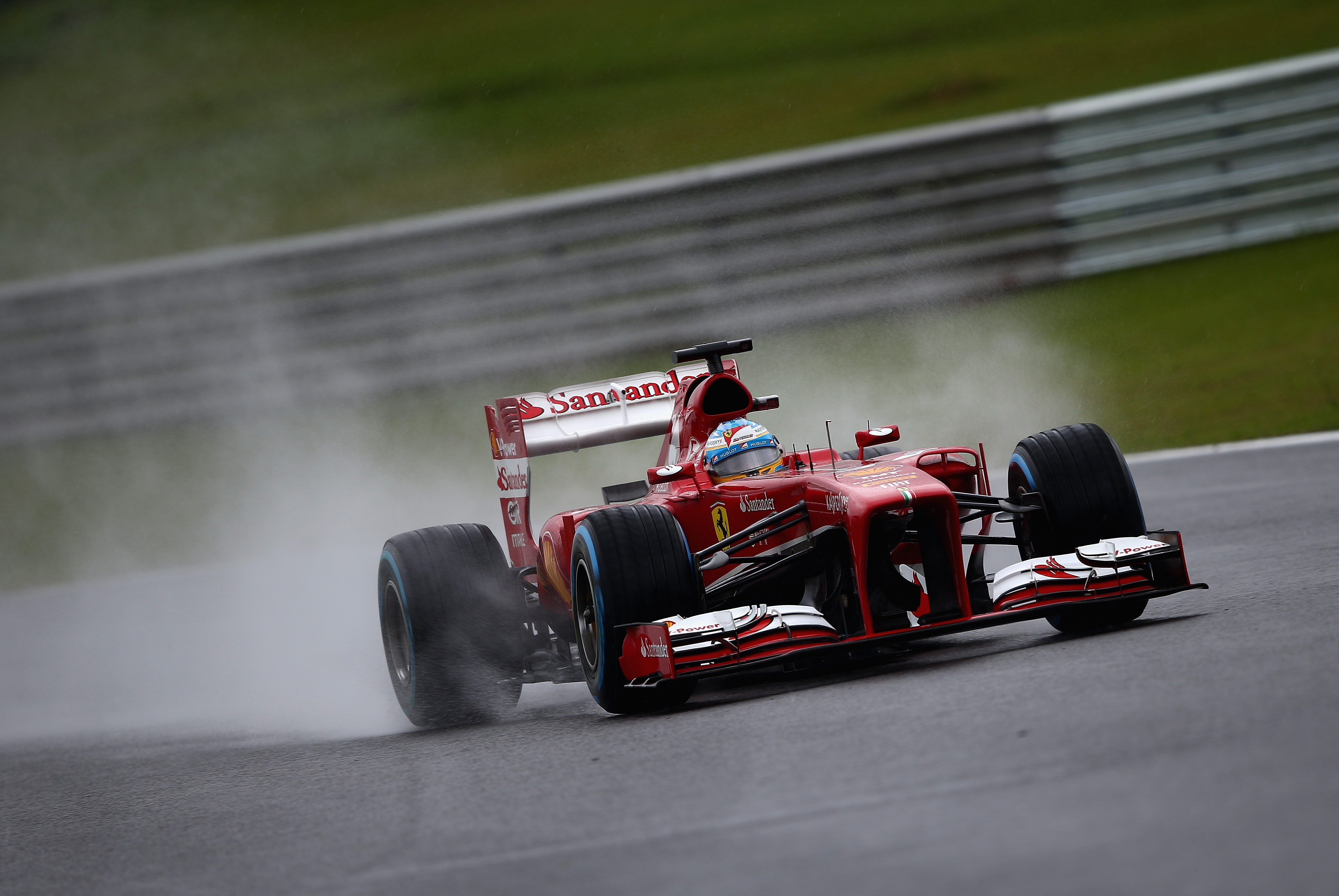 Alonso a Forma-1 legtapasztaltabb pilótája lett 3