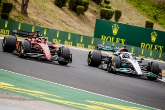F1: Leállt a fejlesztésekkel a Mercedes és a Ferrari