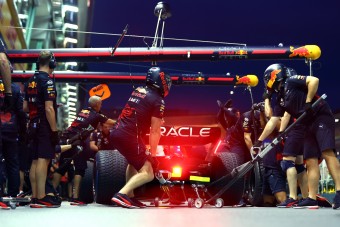 F1: Veszélyben a szerelők a pilóták szerint