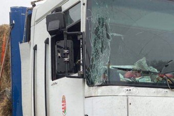 Nem semmi, milyen teherautót fogtak az M7-esen