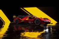 Csendes versenyautót épített a Ferrari, megnéztük élőben 38