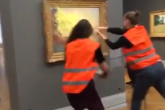 Krumplipürével öntötték le a világ egyik legdrágább festményét