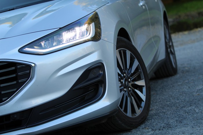 Elég ennyi a Golf ellen? – itt a 10 milliós Ford Focus 17