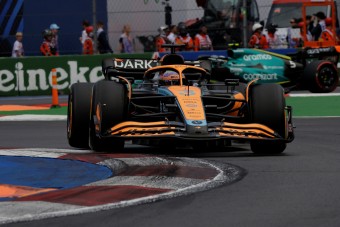 F1: Sokkolta versenyzőtársát Ricciardo
