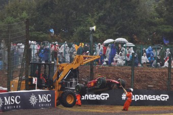 F1: Egyetlen mozdulat okozta Sainz kiesését