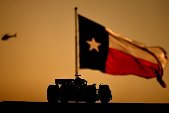 Brad Pitt miatt üléseztek az F1-főnökök